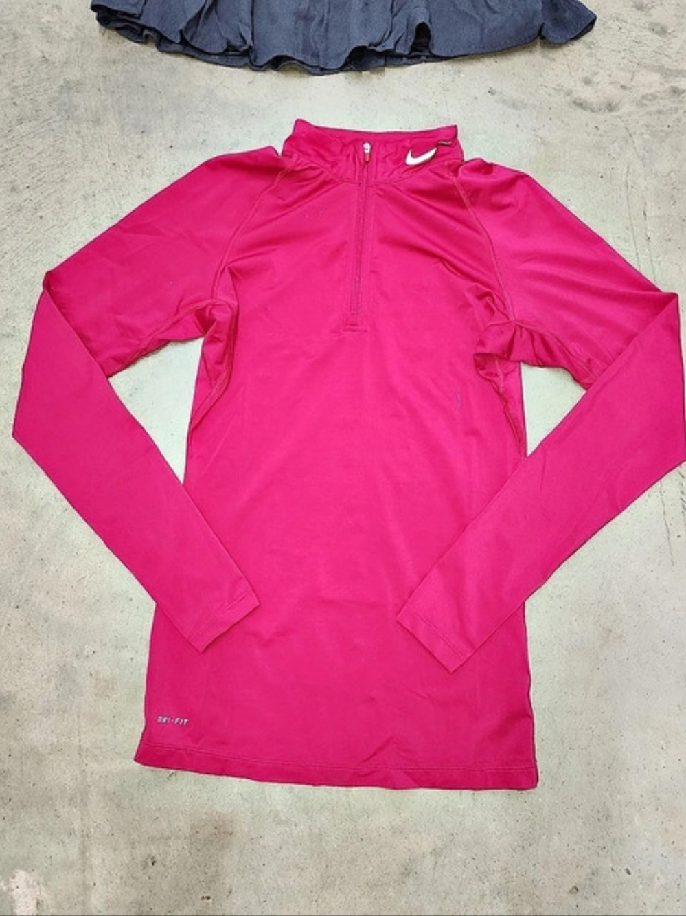 Nike Pro Dri-FIT Long-Sleeve Quarter-Zip Top Pink Small